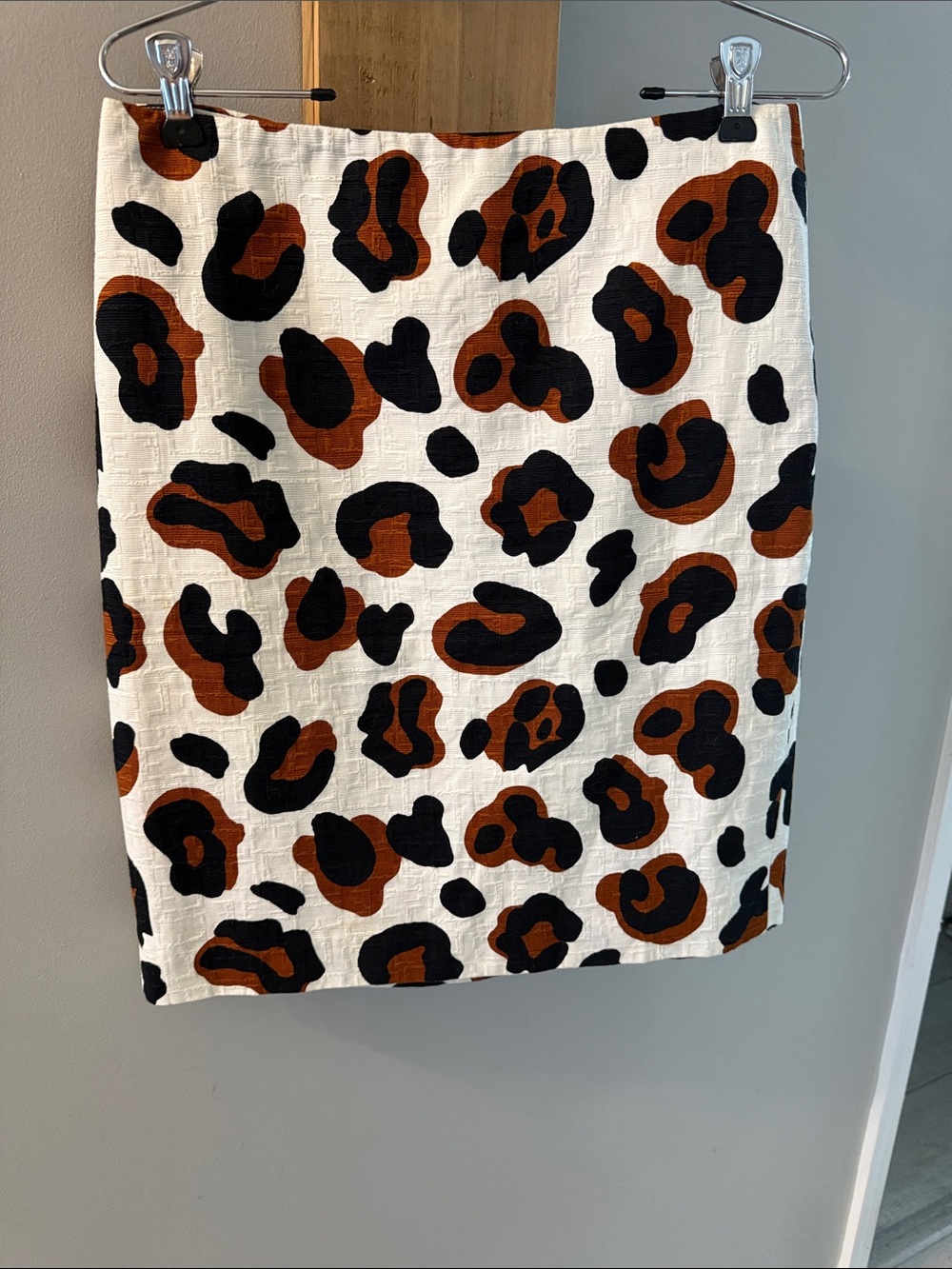 Talbots White Mini Skirt with Brown & Black Leopard Spots